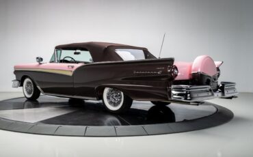 Ford-Fairlane-1957-Convertible-31