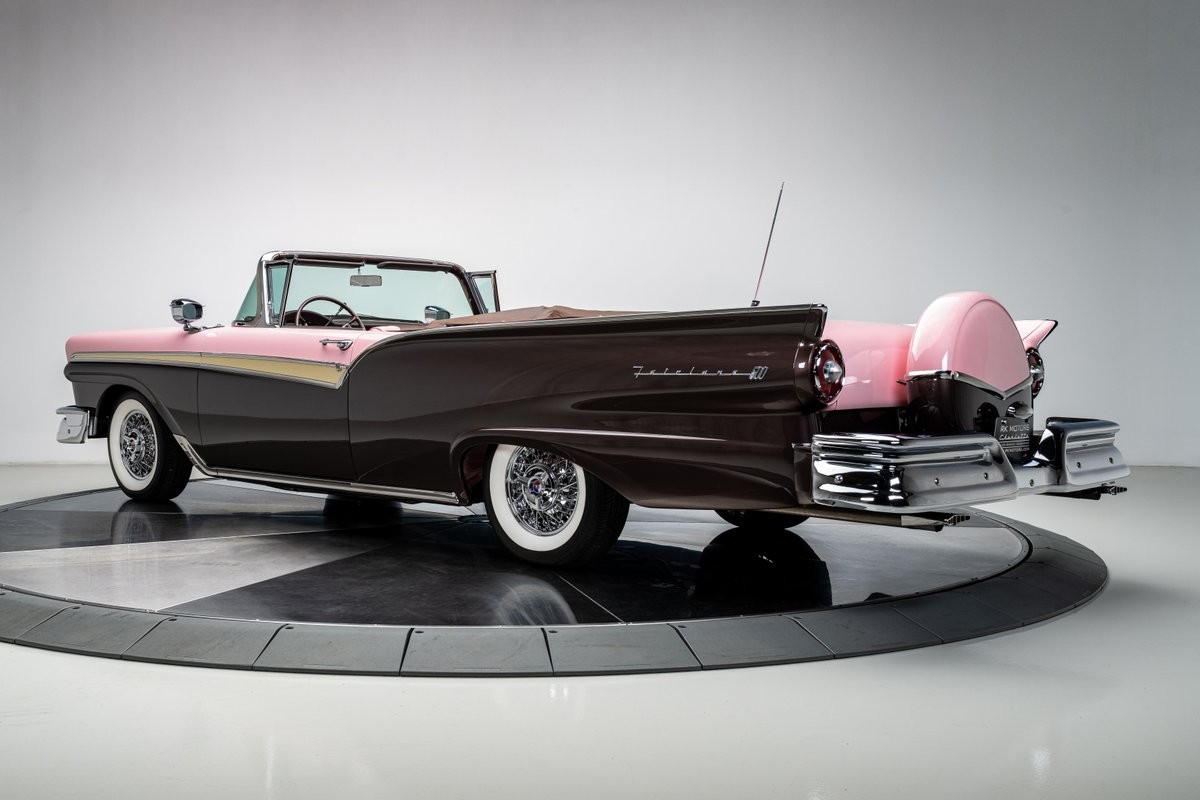 Ford-Fairlane-1957-Convertible-32