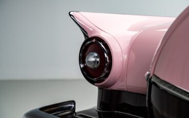 Ford-Fairlane-1957-Convertible-35