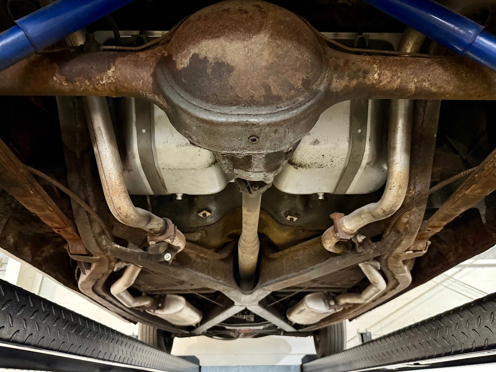 Ford-Fairlane-1957-Convertible-5