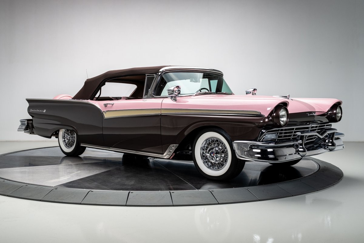 Ford-Fairlane-1957-Convertible-9