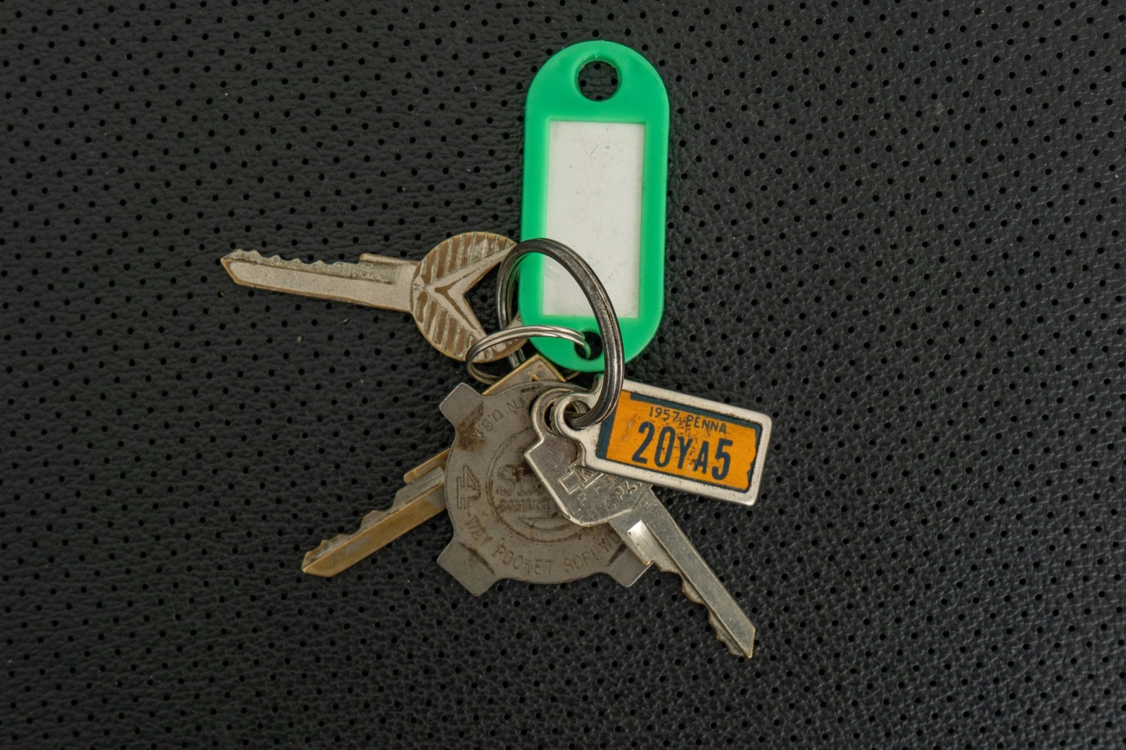 Ford-Fairlane-1957-Coupe-20