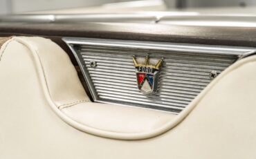 Ford-Fairlane-1957-Coupe-21