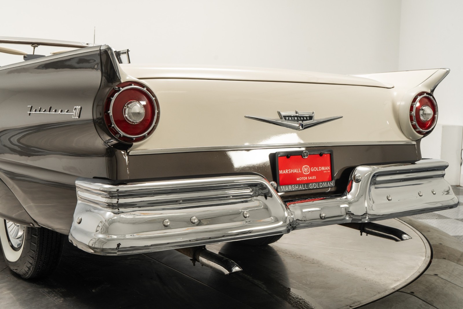 Ford-Fairlane-1957-Coupe-35
