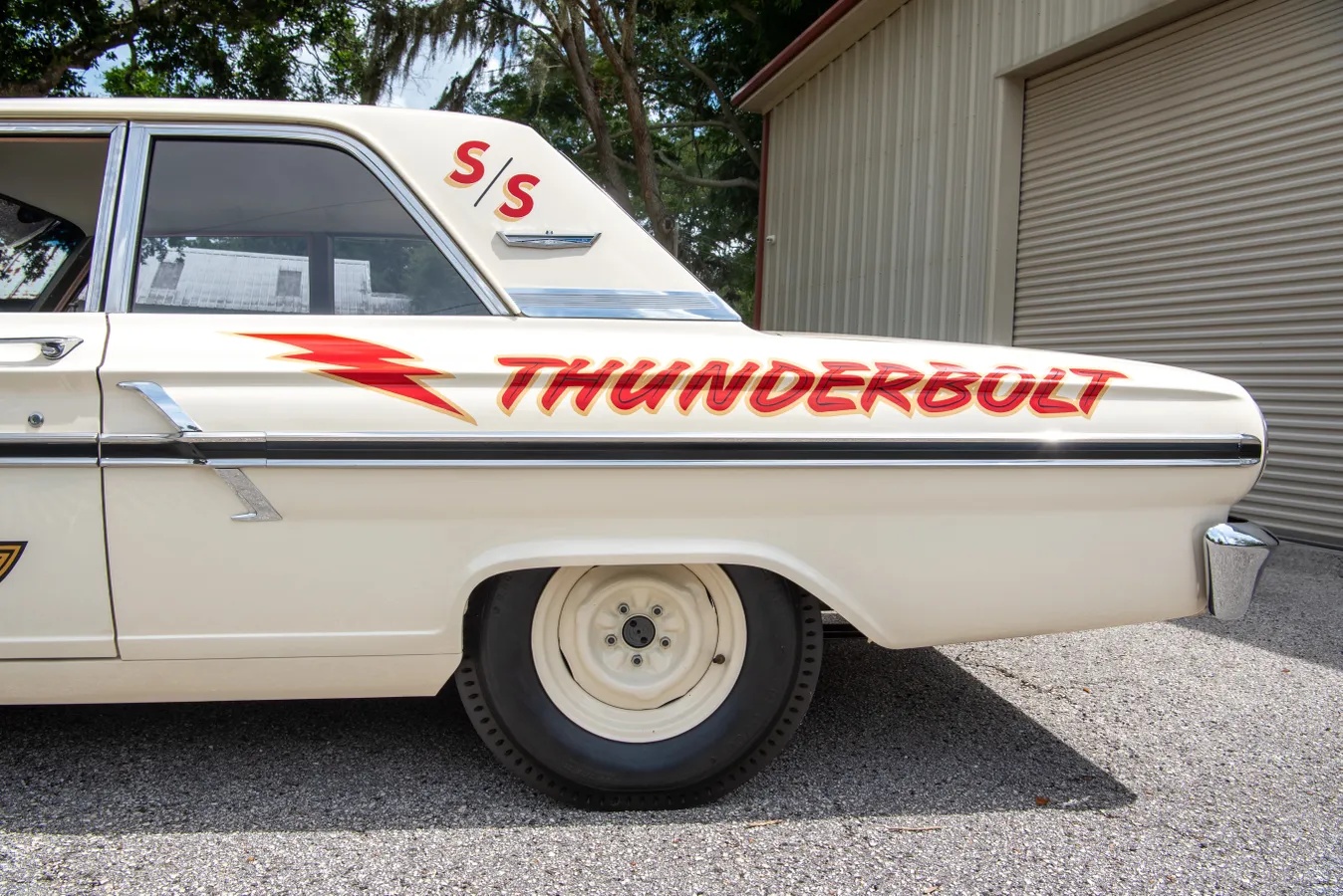 Ford-Fairlane-500-1964-13