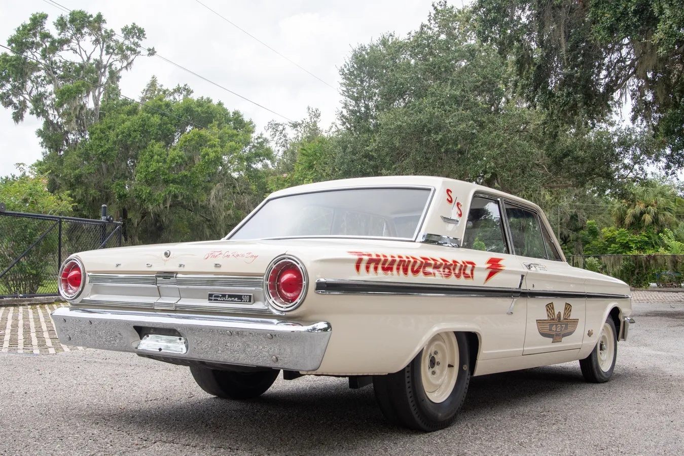 Ford-Fairlane-500-1964-2