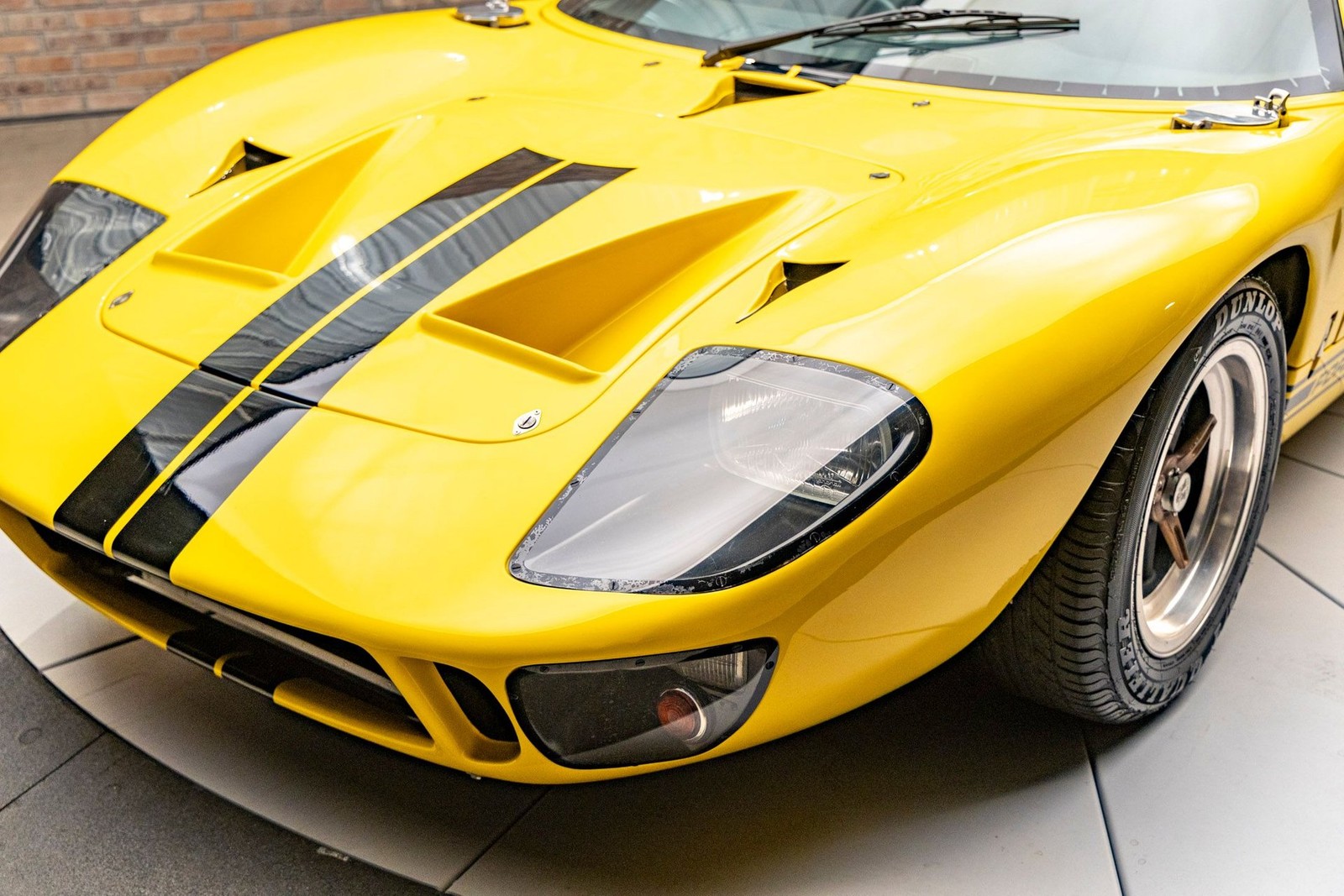 Ford-GT40-1965-Coupe-20