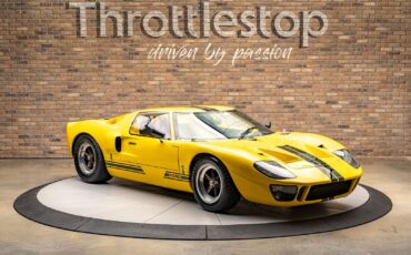 Ford-GT40-1965-Coupe-3