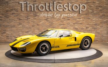 Ford-GT40-1965-Coupe