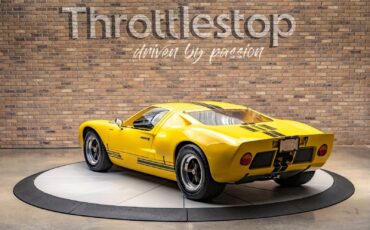 Ford-GT40-1965-Coupe-7