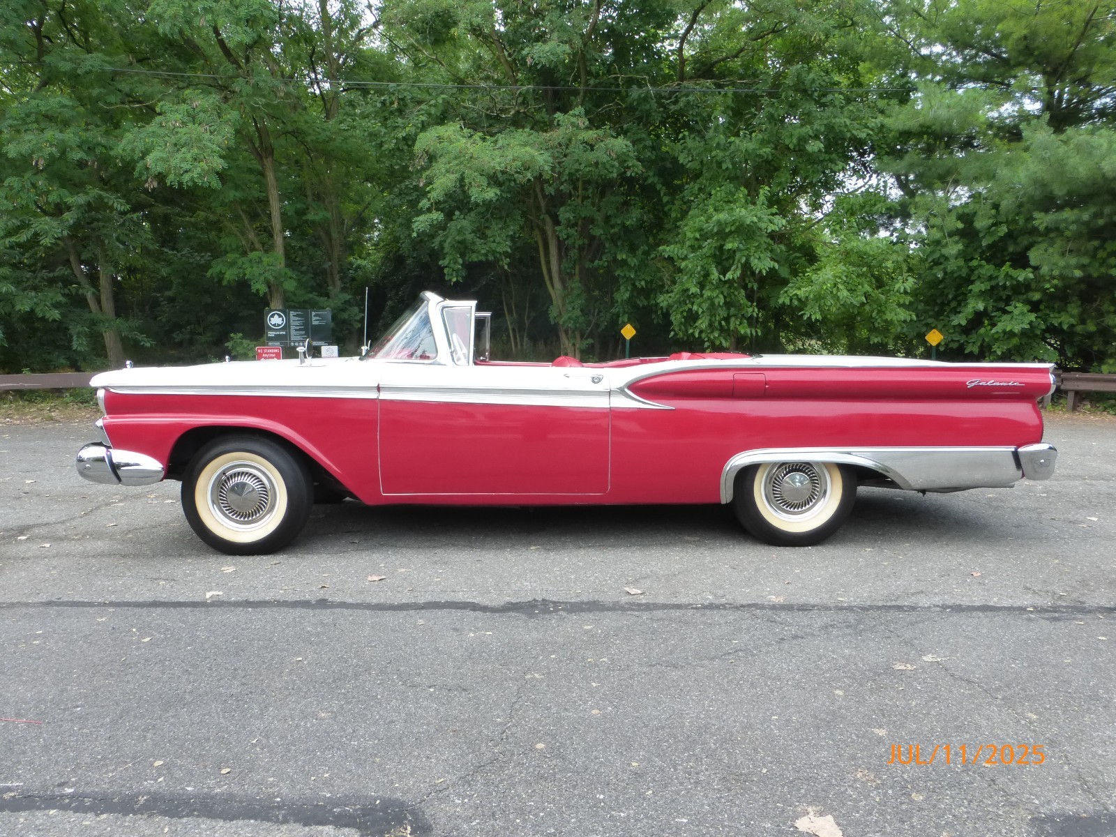 Ford-Galaxie-1959-Convertible-1