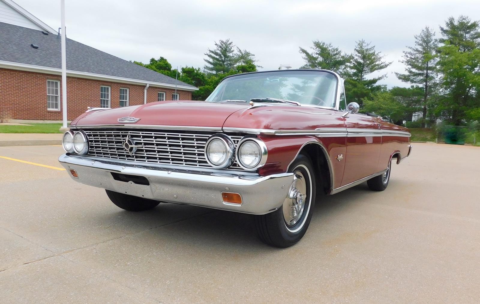 Ford-Galaxie-1962-CONVERTIBLE