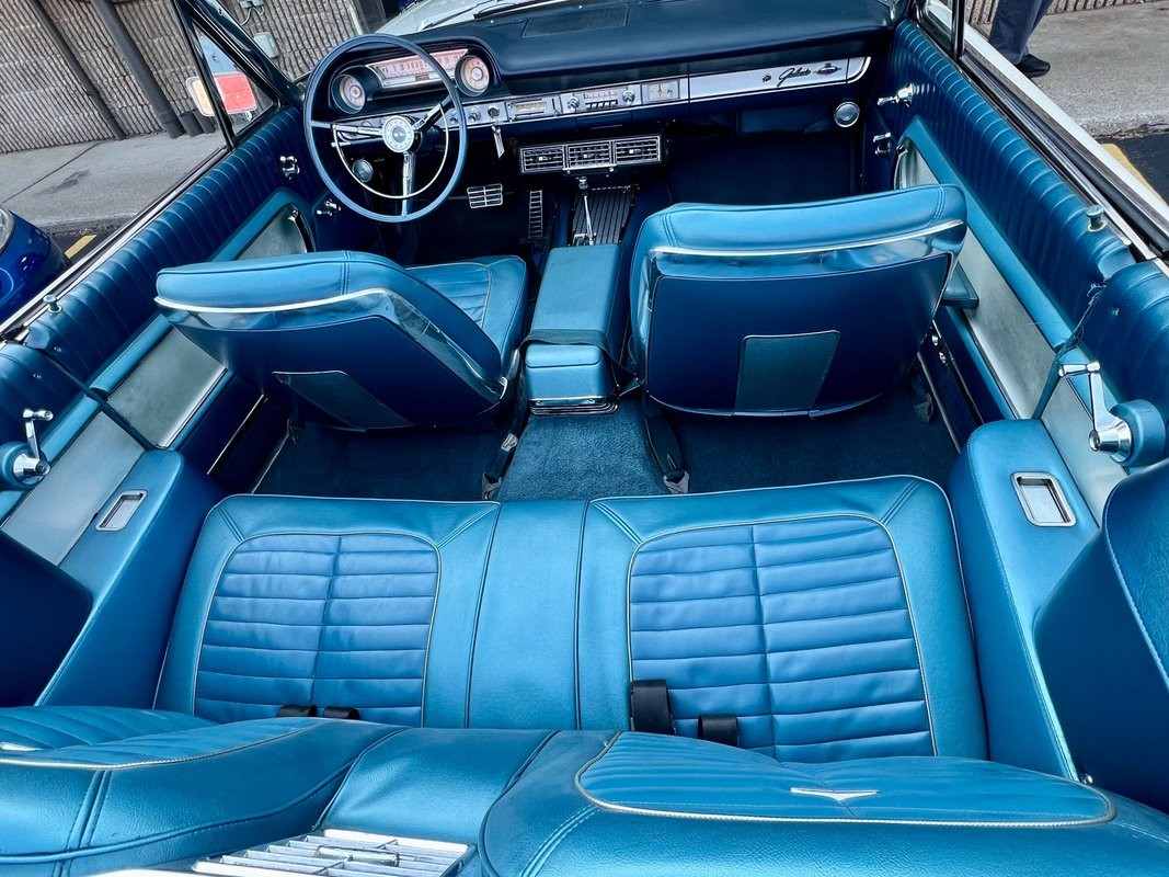 Ford-Galaxie-1964-Convertible-11