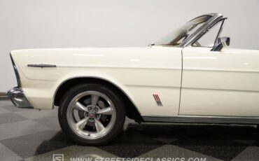 Ford-Galaxie-1966-White-Emberglo-25