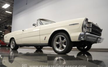 Ford-Galaxie-1966-White-Emberglo-34