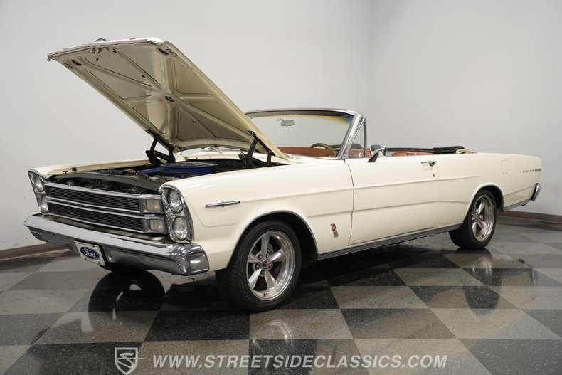 Ford-Galaxie-1966-White-Emberglo-35