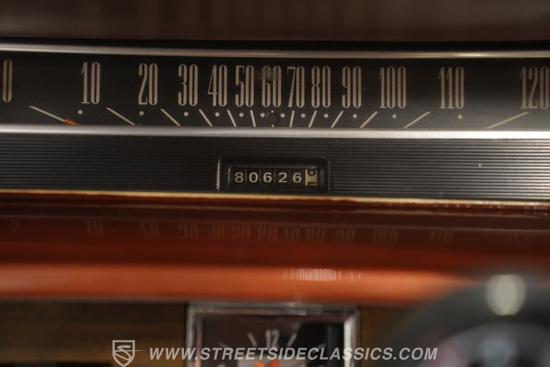 Ford-Galaxie-1966-White-Emberglo-46