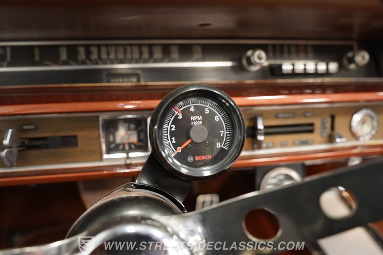 Ford-Galaxie-1966-White-Emberglo-47