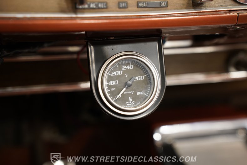 Ford-Galaxie-1966-White-Emberglo-48