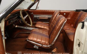 Ford-Galaxie-1966-White-Emberglo-5