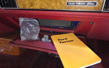 Ford-Gran-Torino-Elite-1974-Coupe-12