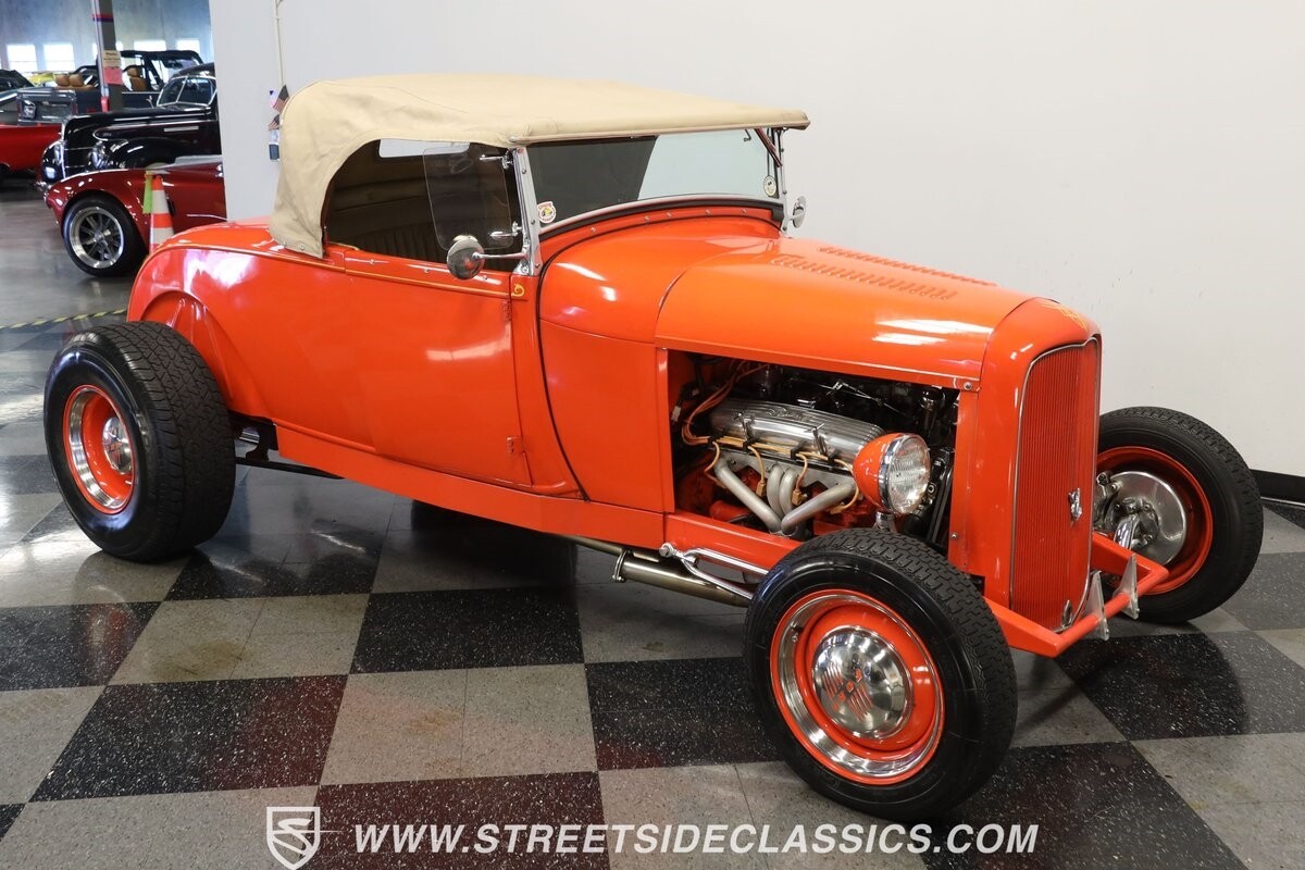 Ford-Highboy-1929-Roadster-13