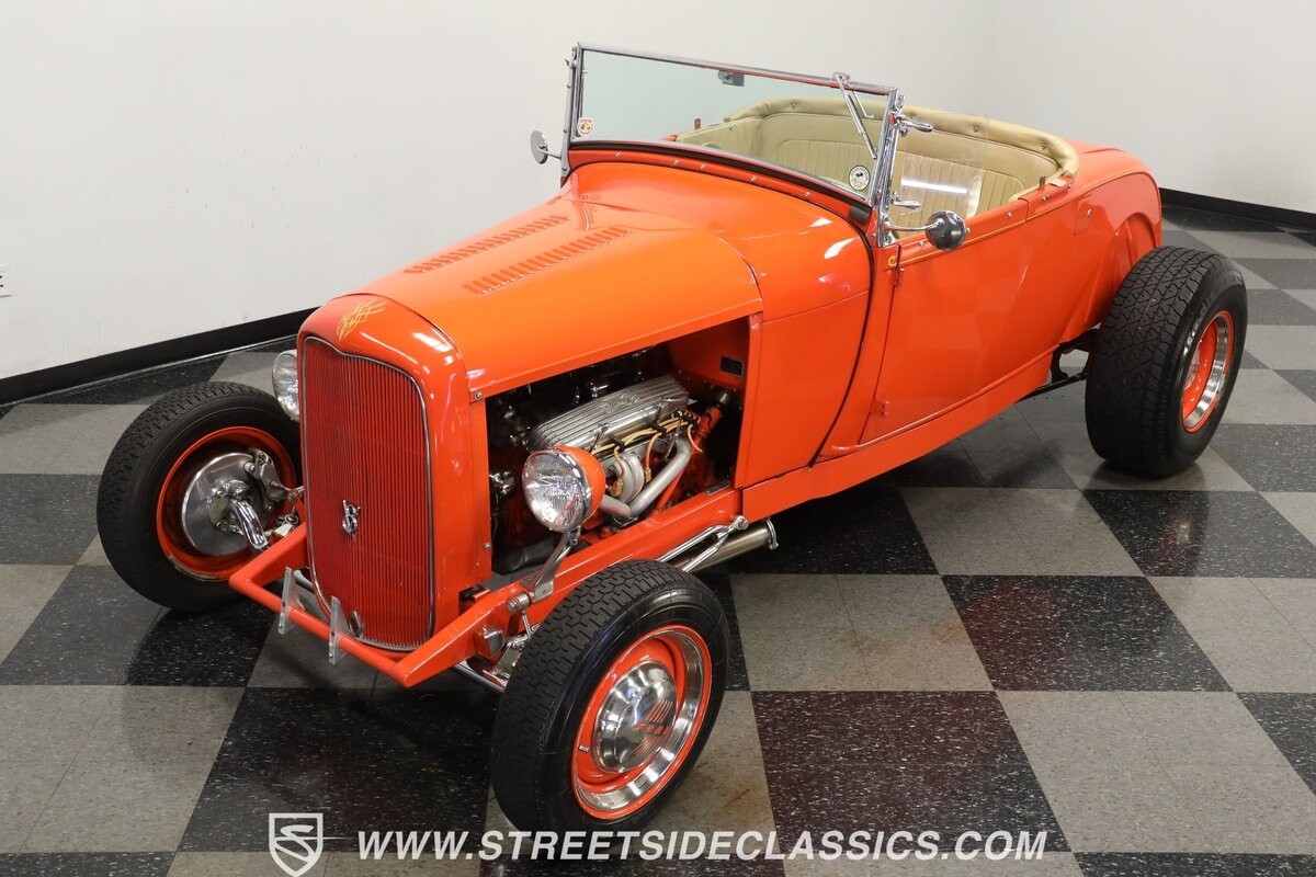 Ford-Highboy-1929-Roadster-18