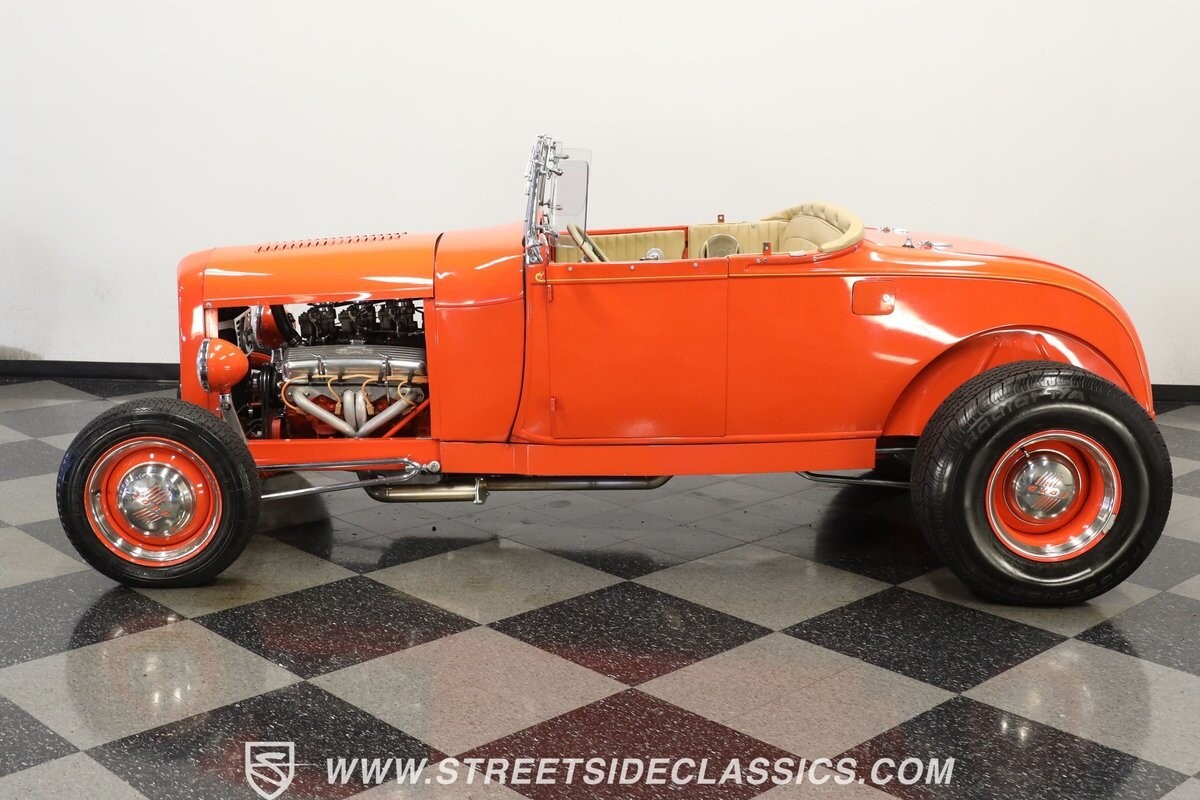 Ford-Highboy-1929-Roadster-2