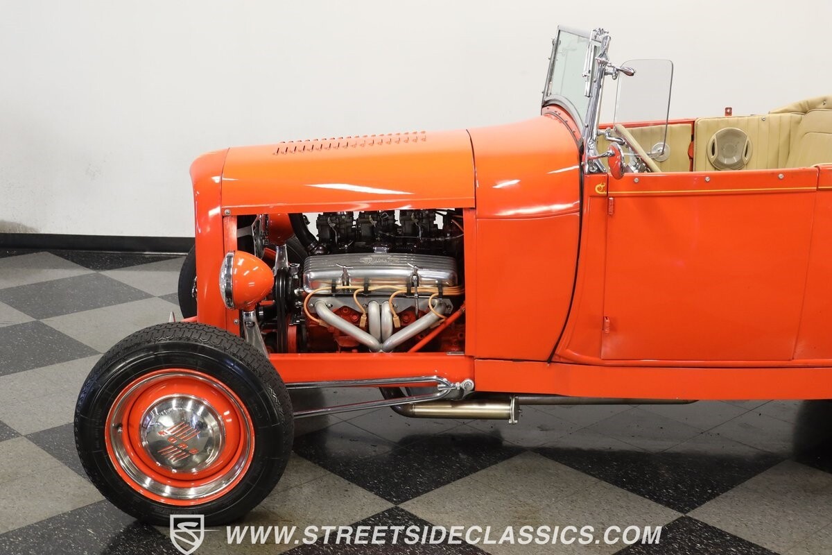 Ford-Highboy-1929-Roadster-21