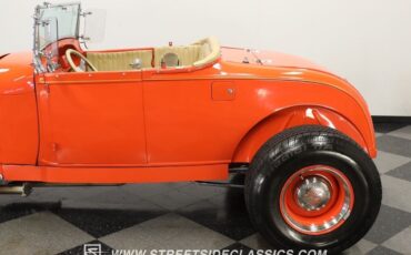 Ford-Highboy-1929-Roadster-22