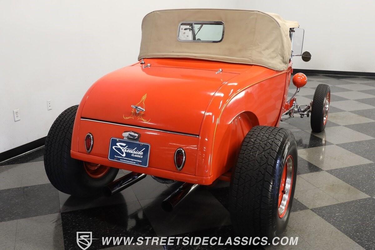 Ford-Highboy-1929-Roadster-9