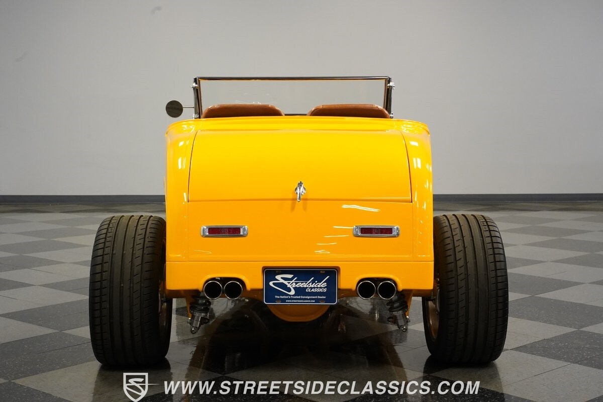 Ford-Highboy-1930-Coupe-10