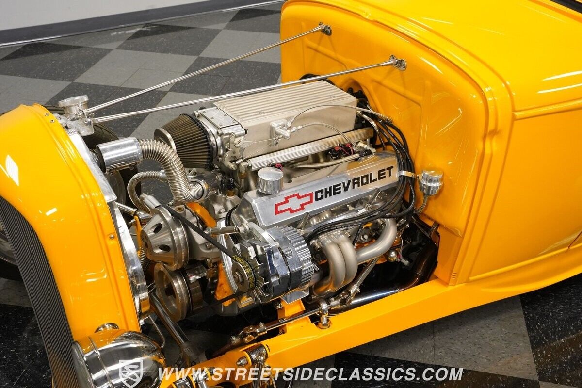 Ford-Highboy-1930-Coupe-3