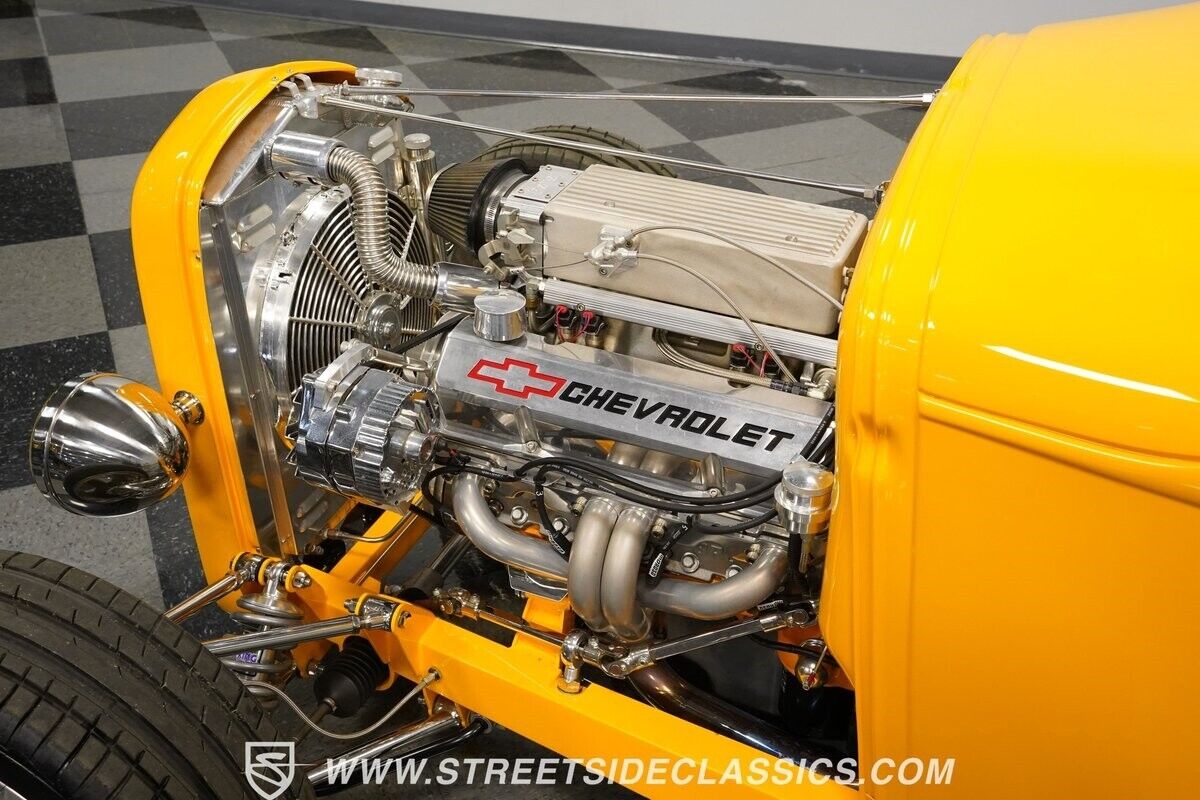 Ford-Highboy-1930-Coupe-32