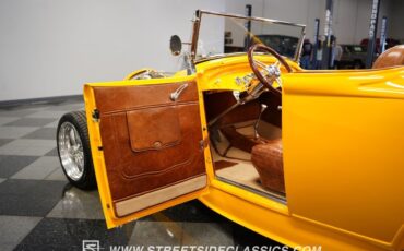 Ford-Highboy-1930-Coupe-36