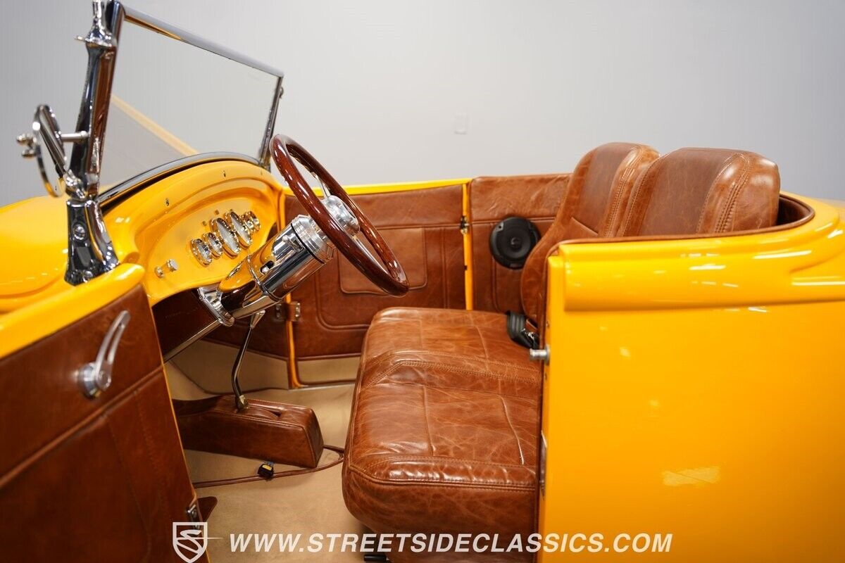 Ford-Highboy-1930-Coupe-38