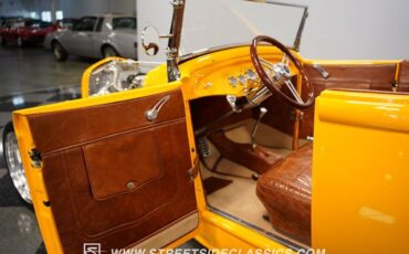 Ford-Highboy-1930-Coupe-4