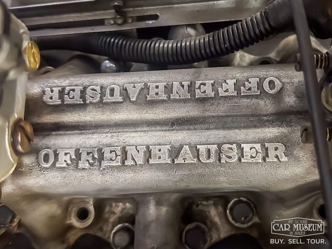 Ford-Highboy-1932-Roadster-15