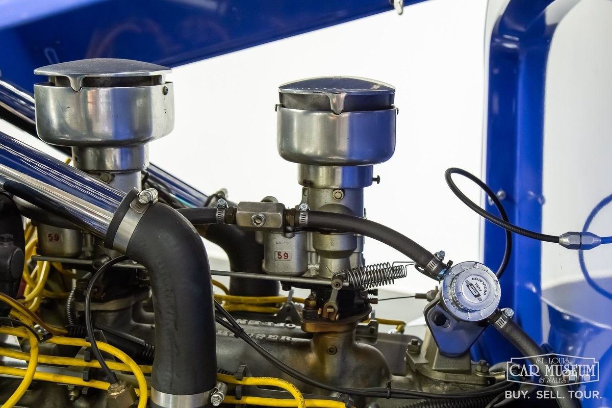 Ford-Highboy-1932-Roadster-17