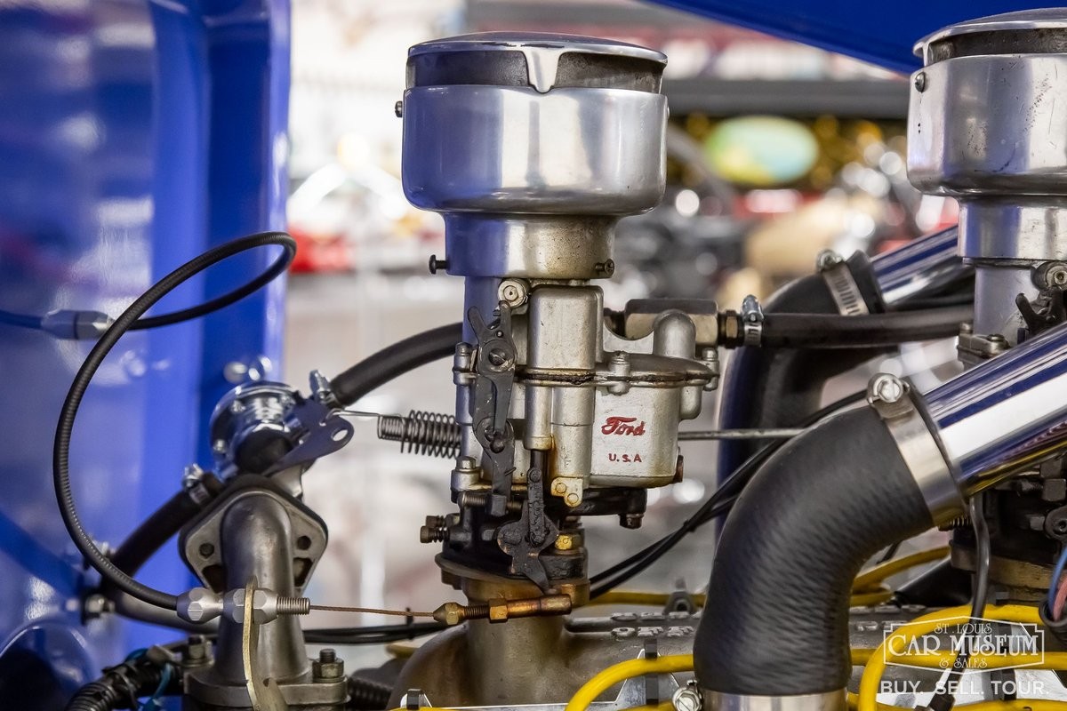 Ford-Highboy-1932-Roadster-22