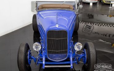 Ford-Highboy-1932-Roadster-28