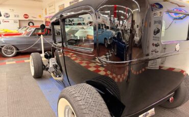 Ford-Hot-Rod-Street-Rod-1929-17
