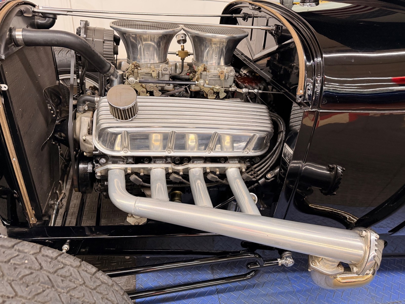 Ford-Hot-Rod-Street-Rod-1929-27