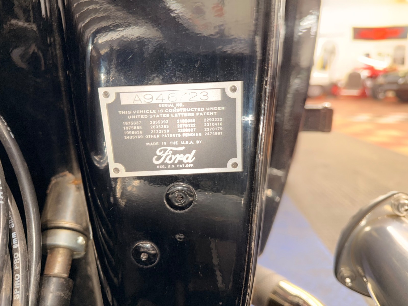 Ford-Hot-Rod-Street-Rod-1929-28