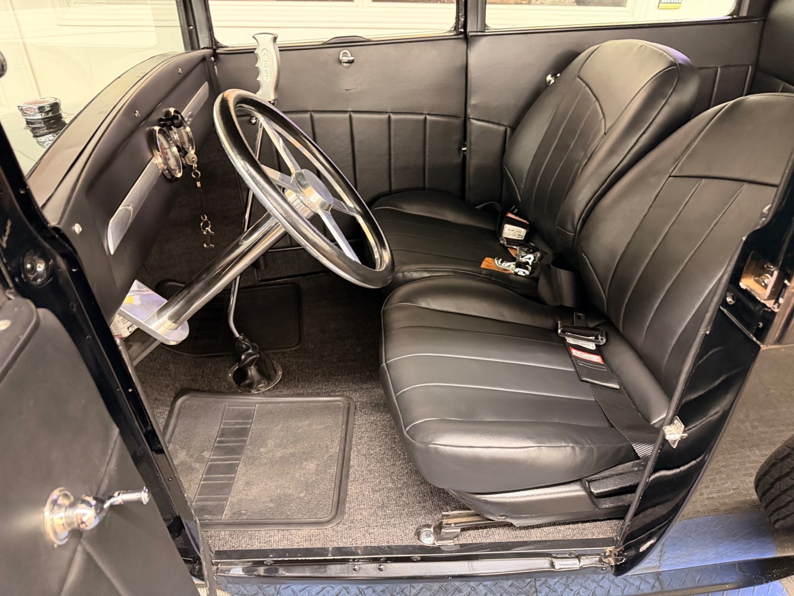 Ford-Hot-Rod-Street-Rod-1929-31