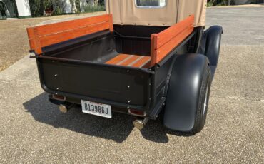 Ford-Hot-rod-1929-Black-Black-17