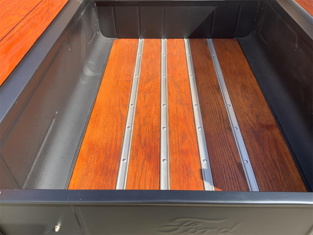 Ford-Hot-rod-1929-Black-Black-19