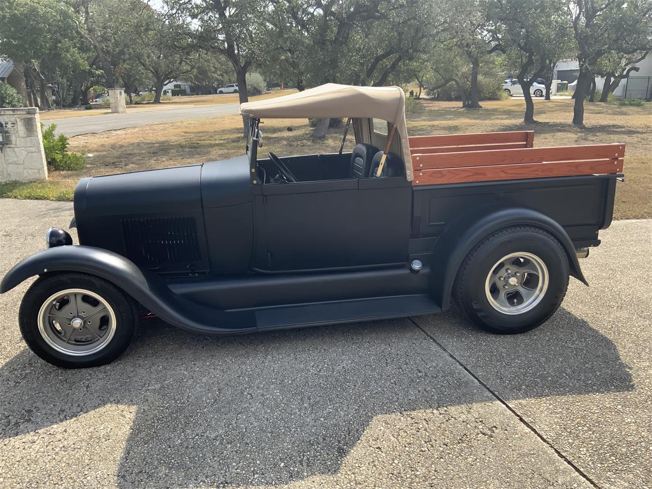 Ford-Hot-rod-1929-Black-Black-23