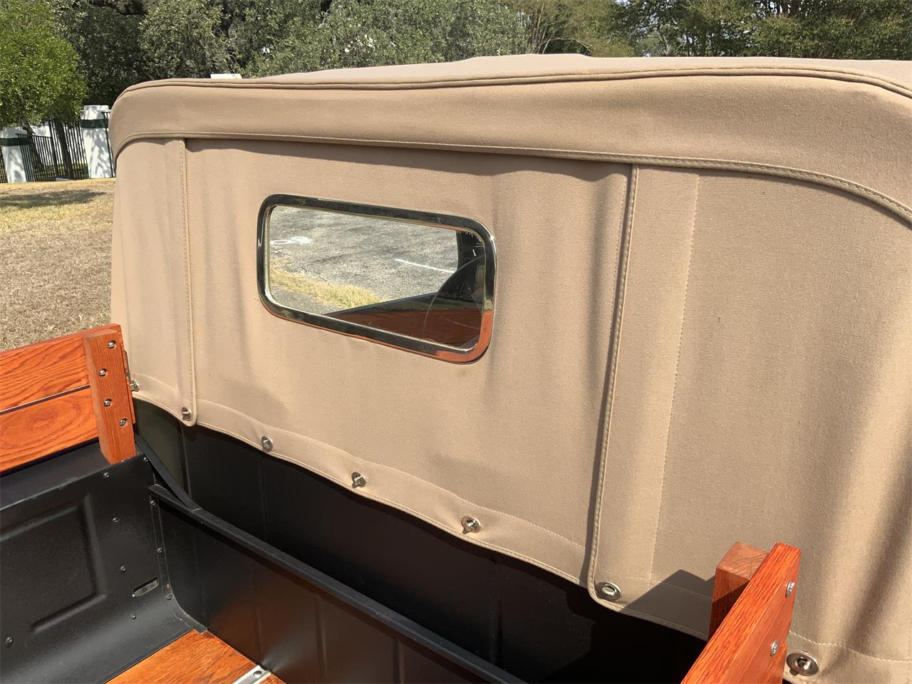 Ford-Hot-rod-1929-Black-Black-28