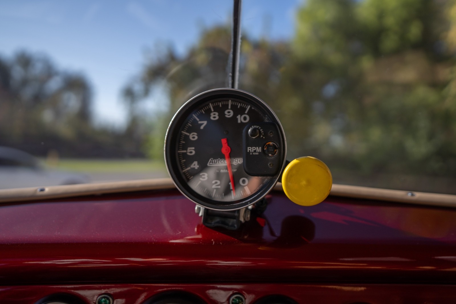 Ford-Humpback-1937-Sedan-14
